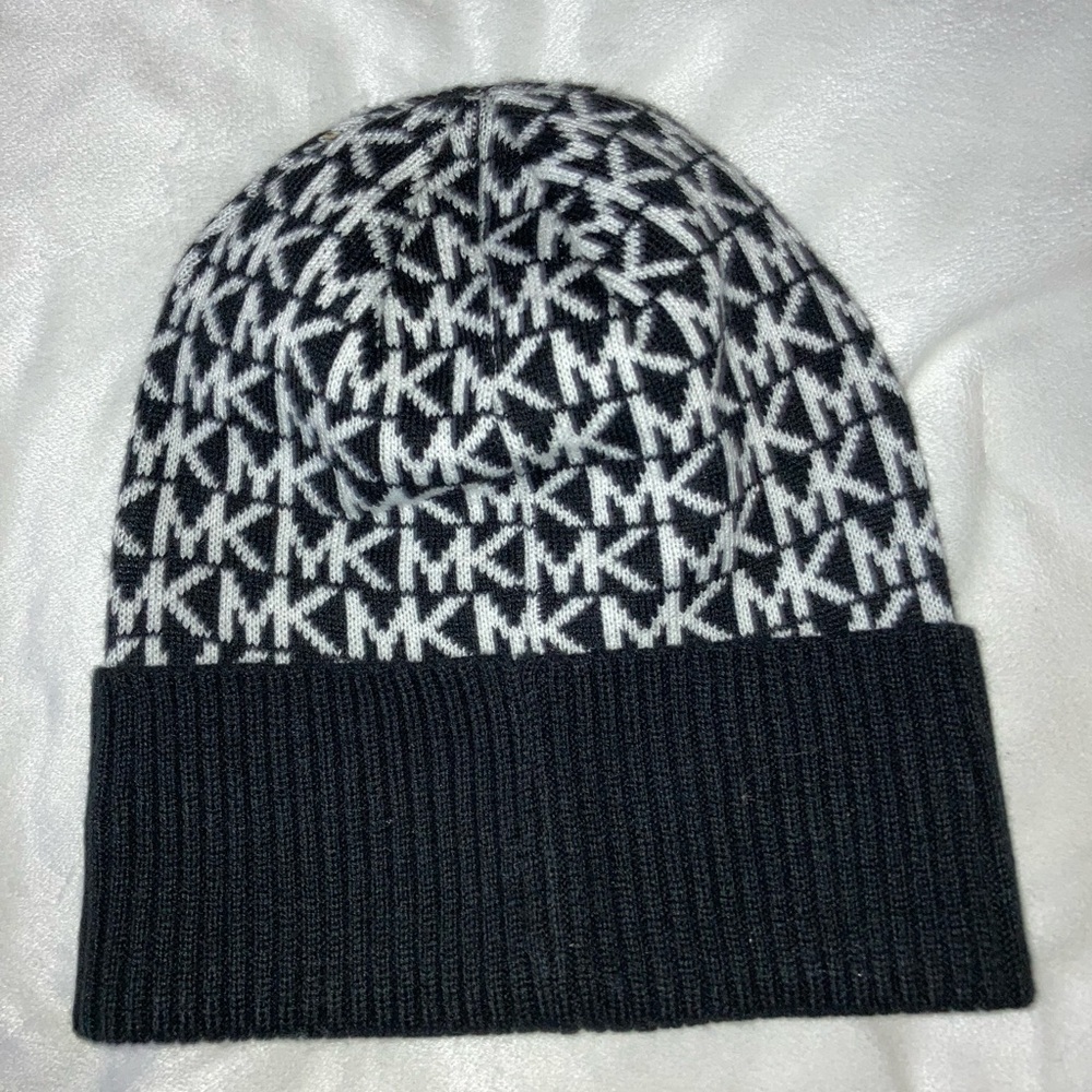 Michael Kors Black/White Logo Beanie Hat